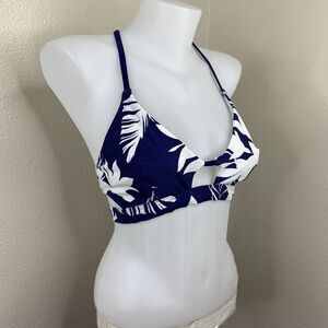 Cupshe Blue and White Bikini Top
